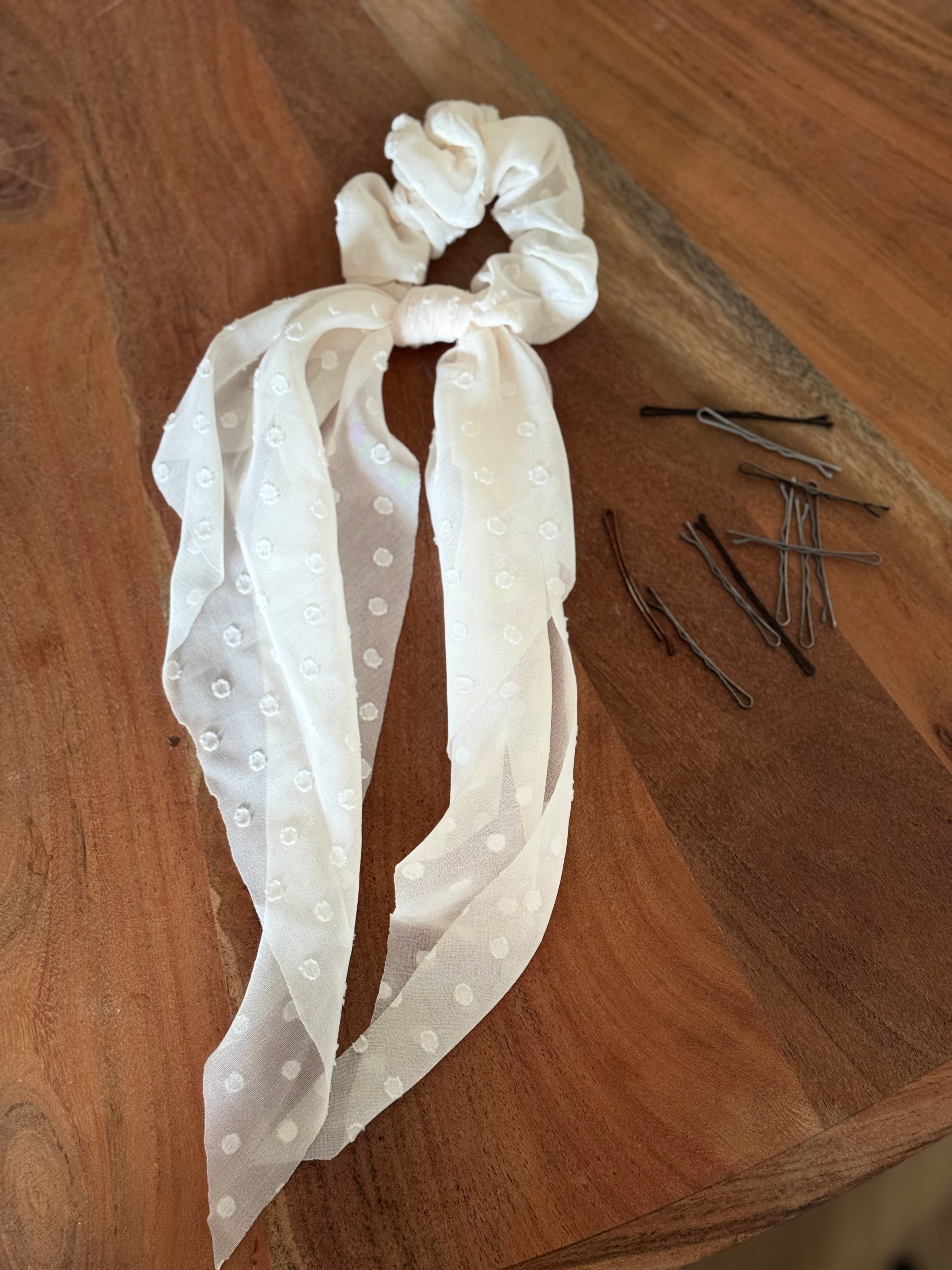 Scrunchies mit Bänder