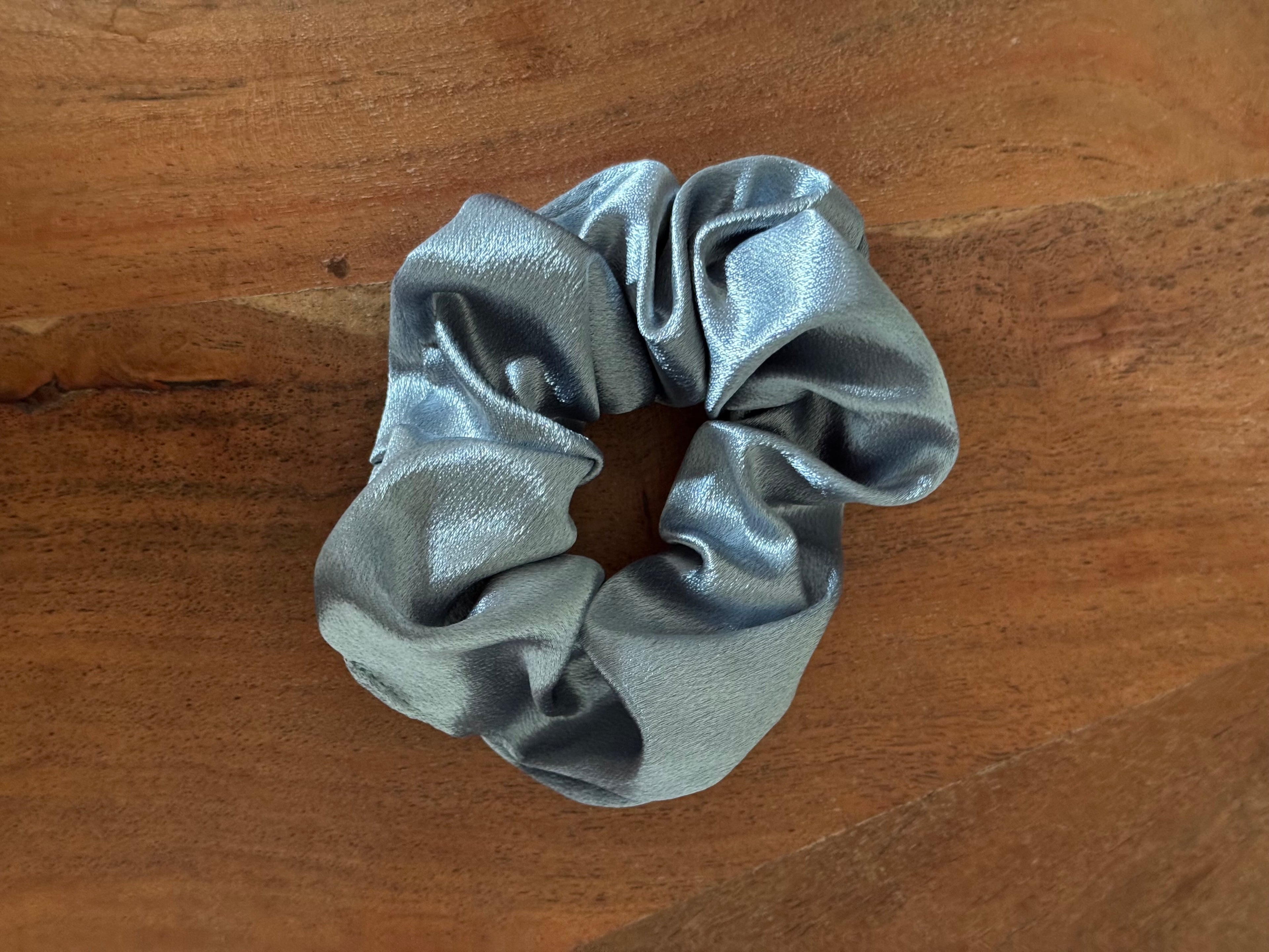 Seidige Scrunchies