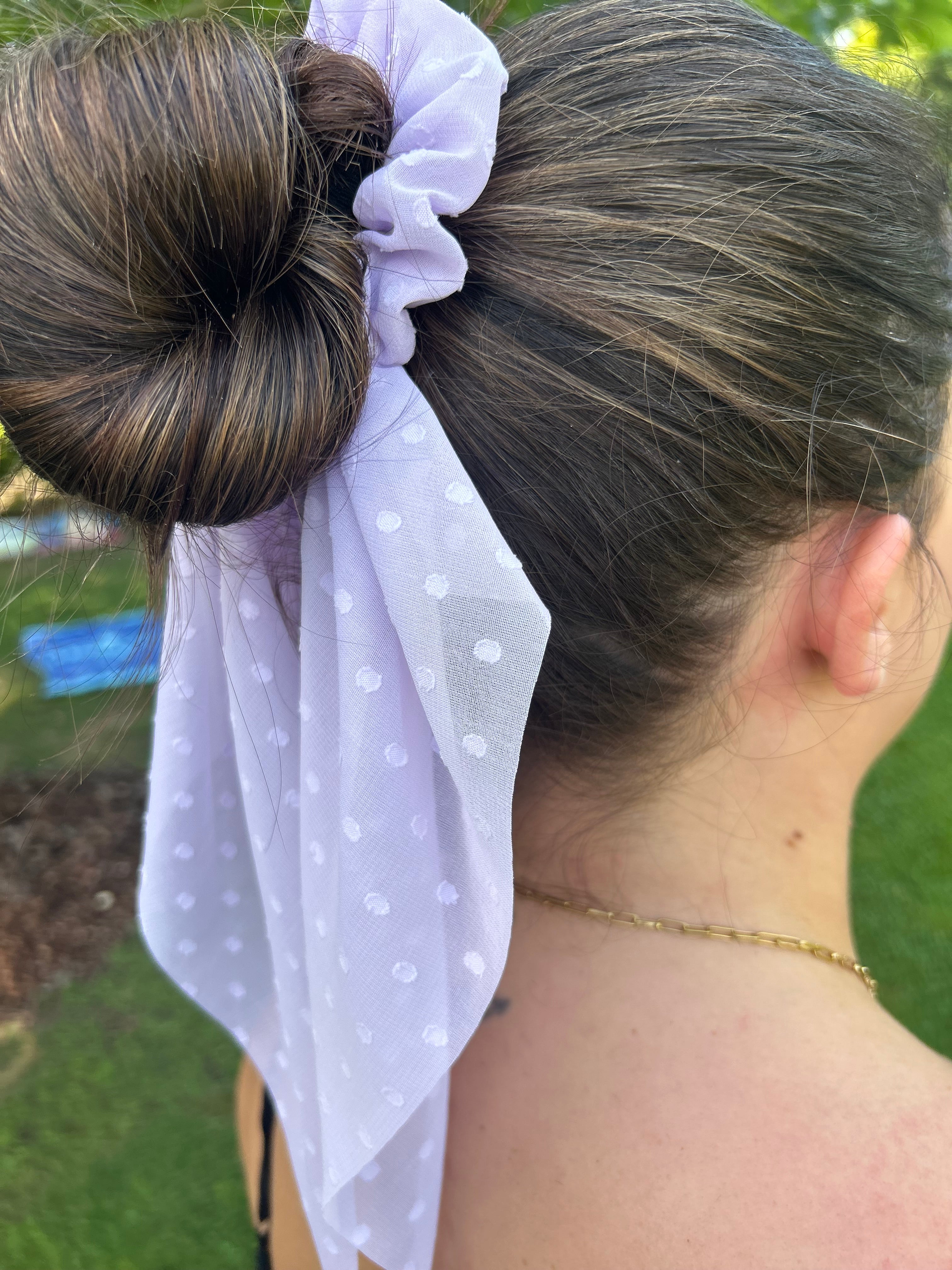 Scrunchies mit Bänder